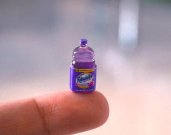 Dollhouse Miniature Lavender Cleaner Bottle, 1:12 Scale Household Item