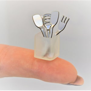 1:12 Scale Dollhouse Miniature Kitchen Utensils Set | 6 Pc Cooking Tools | Mini Spatulas