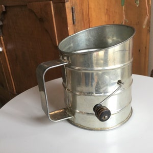 Vintage Unbranded Flour Sifter with Painted Wooden Knob Turner