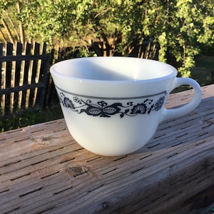 Pyrex Blue Onion (Old Town Blue?) Coffee / Teacup NO SAUCER