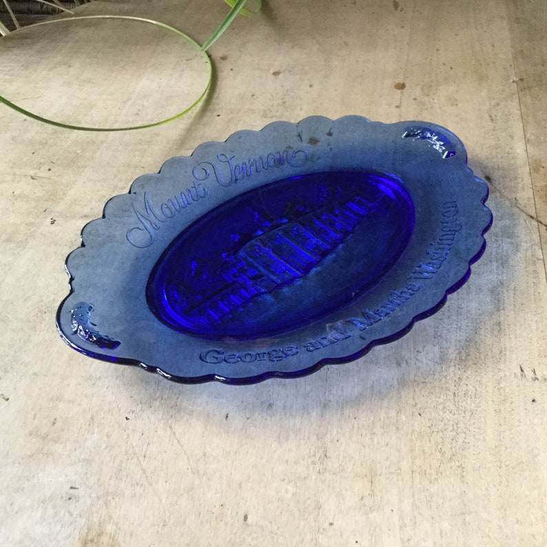 Avon Mount Vernon Blue Glass Collector Plate