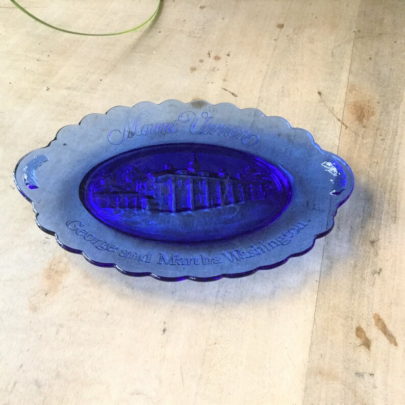 Avon Mount Vernon Blue Glass Collector Plate