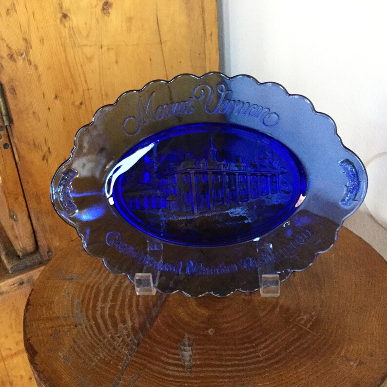 Avon Mount Vernon Blue Glass Collector Plate