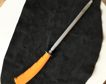 Art Deco Bakelite-Handled Butterscotch Knife Sharpening Steel