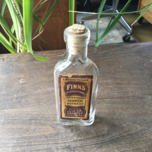 Finns Ahorn-Aromaflasche mit Kork