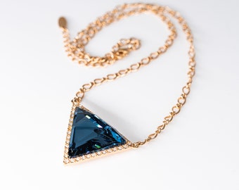 Swarovski blue crystal necklace, Blue Swarovski chain.