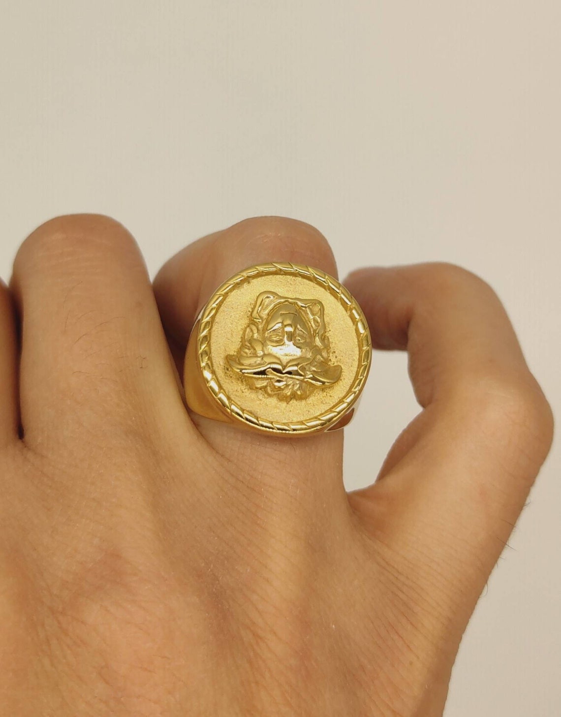 medusa ring 18k