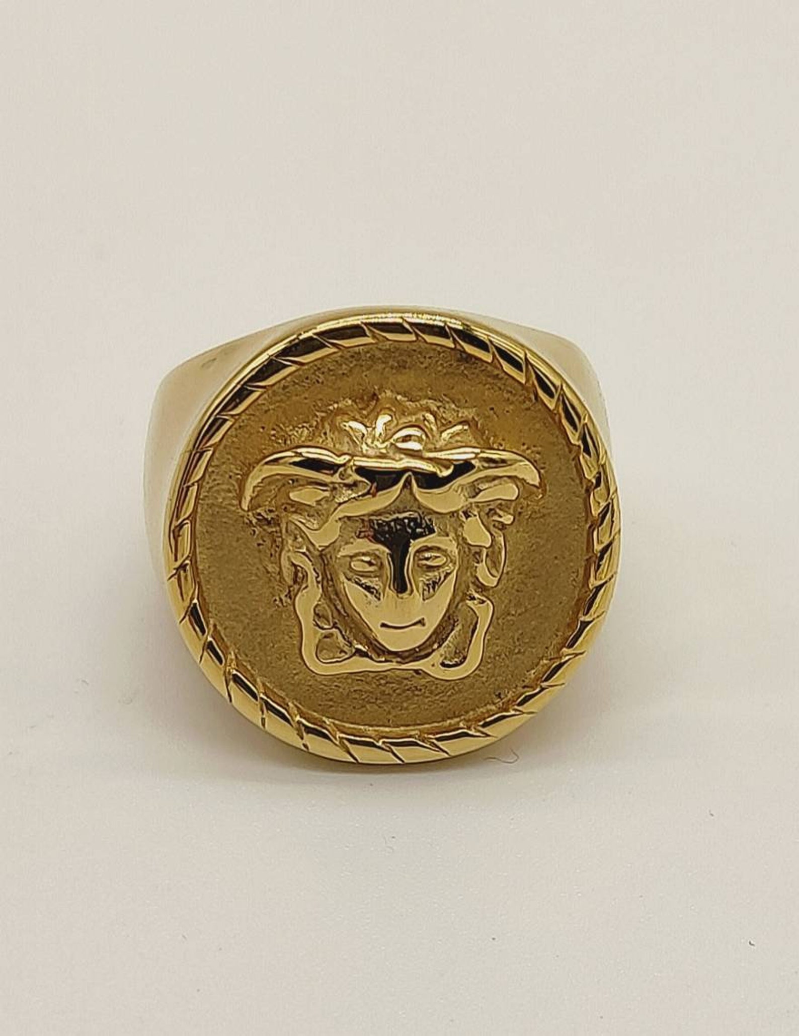 medusa chain ring