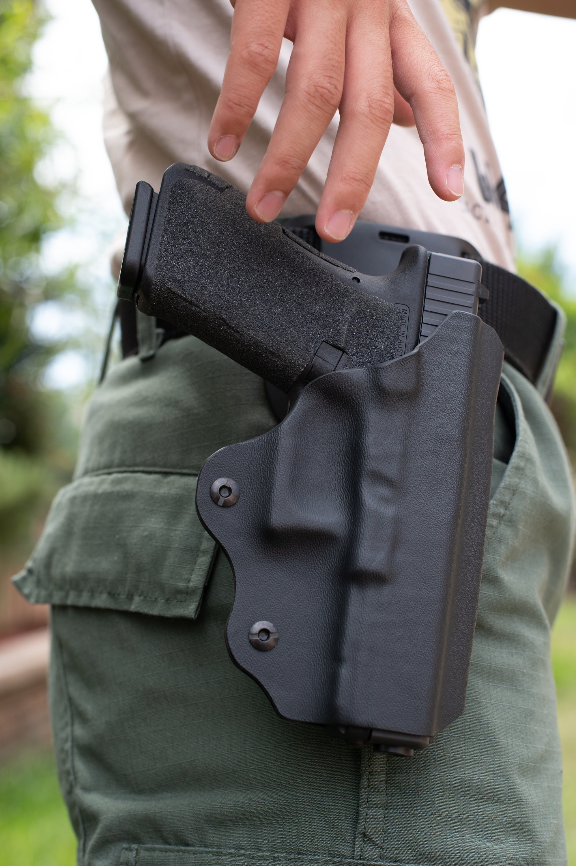 Mid-Ride Holster (With Light) – War Party Holsters, LLC