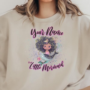 Camicia personalizzata Sirenetta, Camicia Magica Ragazza Nera, Ragazza Sirena Tee, Camicia Sirena Nera, Camicia Ariel Nera, Camicia Principessa, Regali per lei