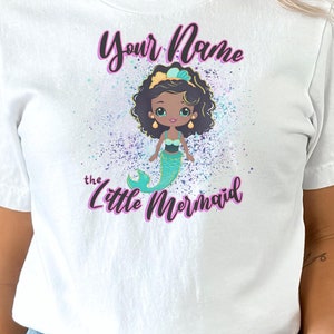 Camicia personalizzata Sirenetta, Camicia Magica Ragazza Nera, Ragazza Sirena Tee, Camicia Sirena Nera, Camicia Ariel Nera, Camicia Principessa, Regali per lei