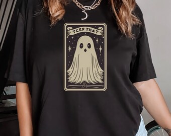 Camiseta de Halloween del tarot fantasma, camisa de Halloween de la carta del tarot, estética gótica, camisa de la carta del tarot brujo, regalo para las mujeres, regalo del amante del tarot