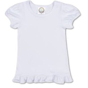 K&ouml;nnte beinhalten: Wei&szlig;es T-Shirt mit kurzen &Auml;rmeln und einem R&uuml;schen-Saum.