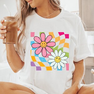 Checkered Flower Shirt, Retro Flower shirt, Groovy Flowers, Summer Shirt, Boho Flower Shirt, Trendy Summer Tee, Wildflower Shirt, Floral Tee