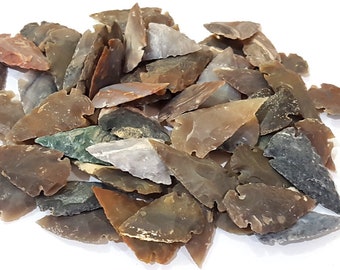200 Multi Color Flint Arrowheads: Hand Carved Spear Points