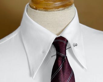 Camisa de vestir blanca con agujeros para usar alfiler de cuello / Cuello ancho clásico Barra de cuello vintage incluida Puños franceses de tela antiarrugas