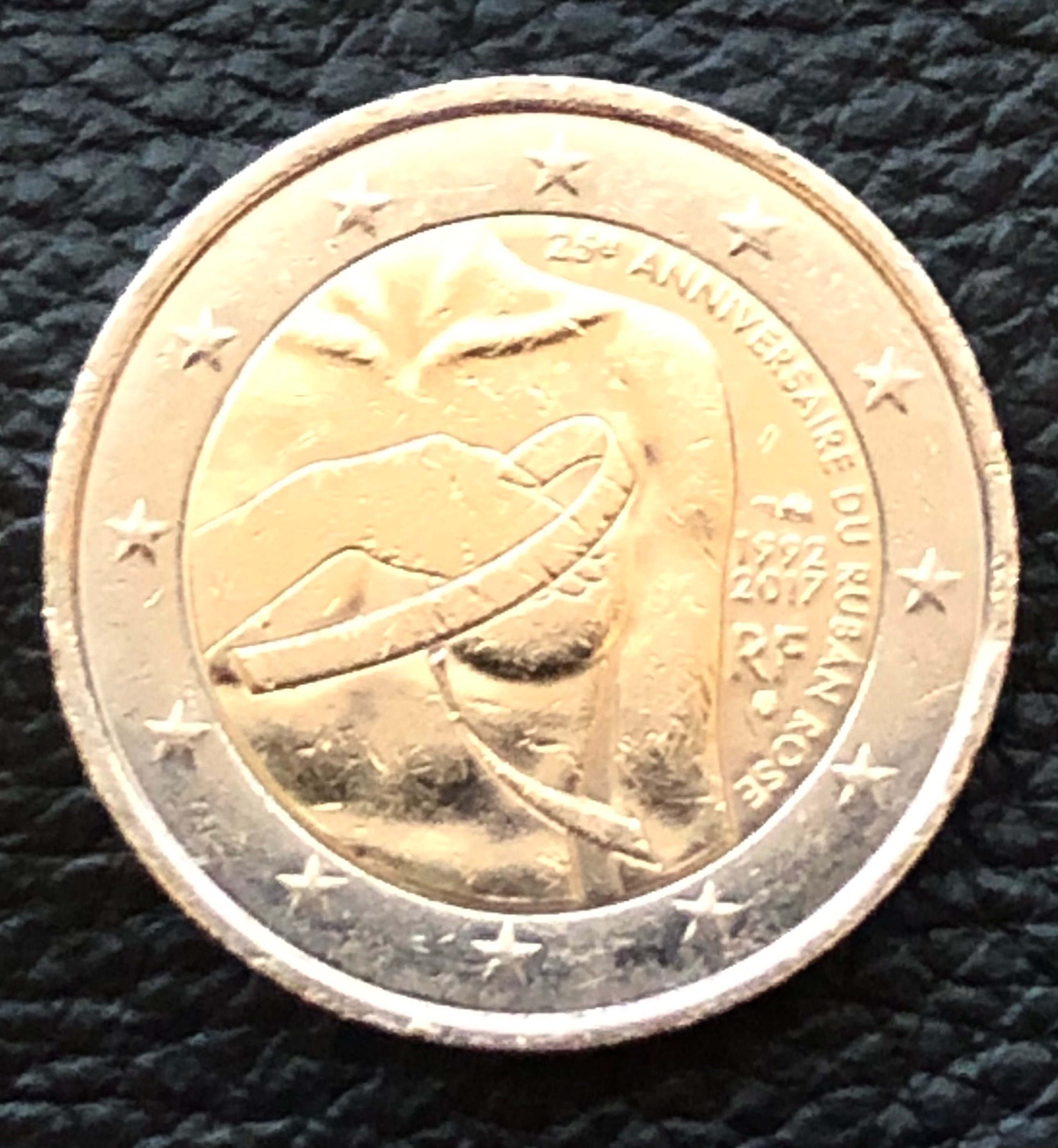 Kiállítás Cél Közelítés Moneda 2 Euros 25 Anniversaire Du Ruban Rose A