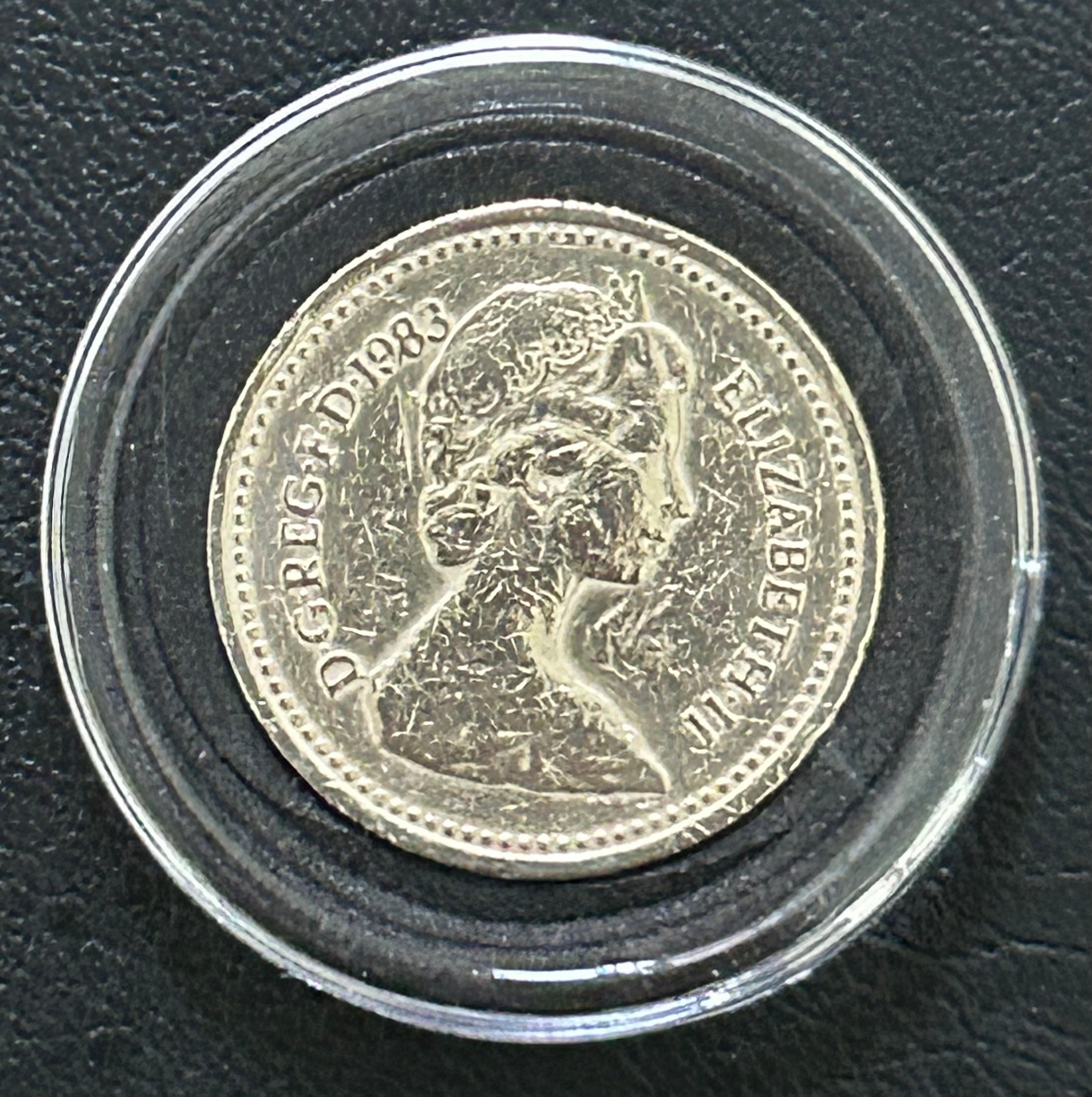 カナダ 1983 Elizabeth II Proof シルバー 純銀製 Coin United Kingdom 1 Pound Elizabeth II - Silver 1983 - Proof