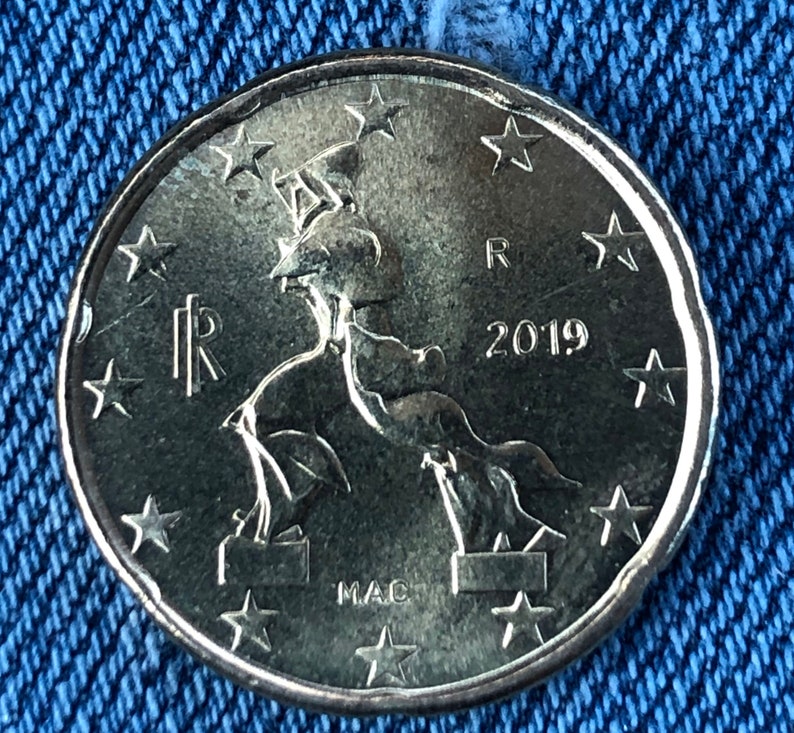 Forme Uniche Della Continuità Nello Spazio Moneta