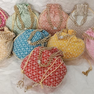 Indische handgemachte Beutel Taschen Potli Geldbörse Tasche für Geschenk Brokat Kunst Seide Kordel Baby Shower Hochzeit Weihnachten Bevorzugungen Tasche