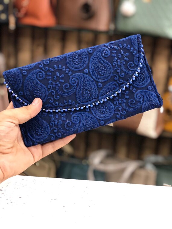 Lot of 100 Indian Handmade Women s Embroidered Mobile Clutch Purse