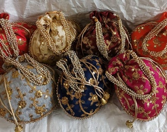 Lot Of 100 Indian Handmade Women's Embroidered Clutch Purse Potli Bag Pouch Drawstring Bag Wedding Favor Return Gift For Guests Free Ship