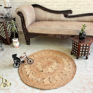 Handmade Braided Jute Round Rug: 4x4 Bohemian Decor