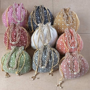100 Pcs Indian Handmade Pouch Bags Potli Purse Bag For Gift Brocade Art Silk Drawstring Baby Shower Wedding Party Christmas Favors Bag