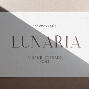 Fuente Handlettered, fuente serif manuscrita, fuente de máquina de escribir con letras a mano, fuente rústica moderna, tipo de logotipo hecho a mano, tipografía rústica
