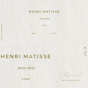 Op de afbeelding: Een vintage poster met de tekst "Henri Matisse" en "Art du Si&egrave;cle" in een bruin lettertype op een witte achtergrond. De poster bevat ook de tekst "No 01" en "la femme" in een kleiner lettertype.