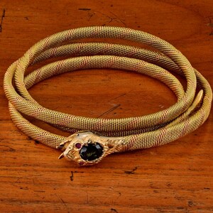 Victoriaanse spiraalslang natuurlijke saffierrobijn 18 kt armband