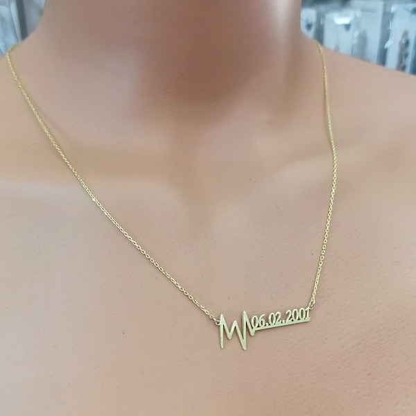 HeartBeat Name Necklace, Personalized Heart Rhythm Necklace, Customized HeartBeat Jewelry, Name Necklace Gold, Valentine Gift For Her