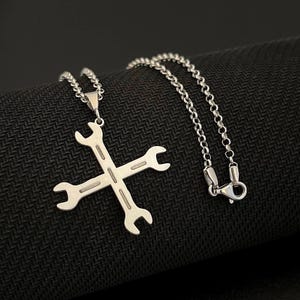 Collier clé à fourche en argent sterling 925, pendentif clé industrielle, breloque pour outil réglable, bijoux pour mécanicien, cadeau unique pour amateur d&#39;outils