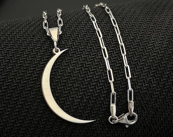 Crescent Moon Necklace | Sterling Silver | Dainty Celestial Jewelry
