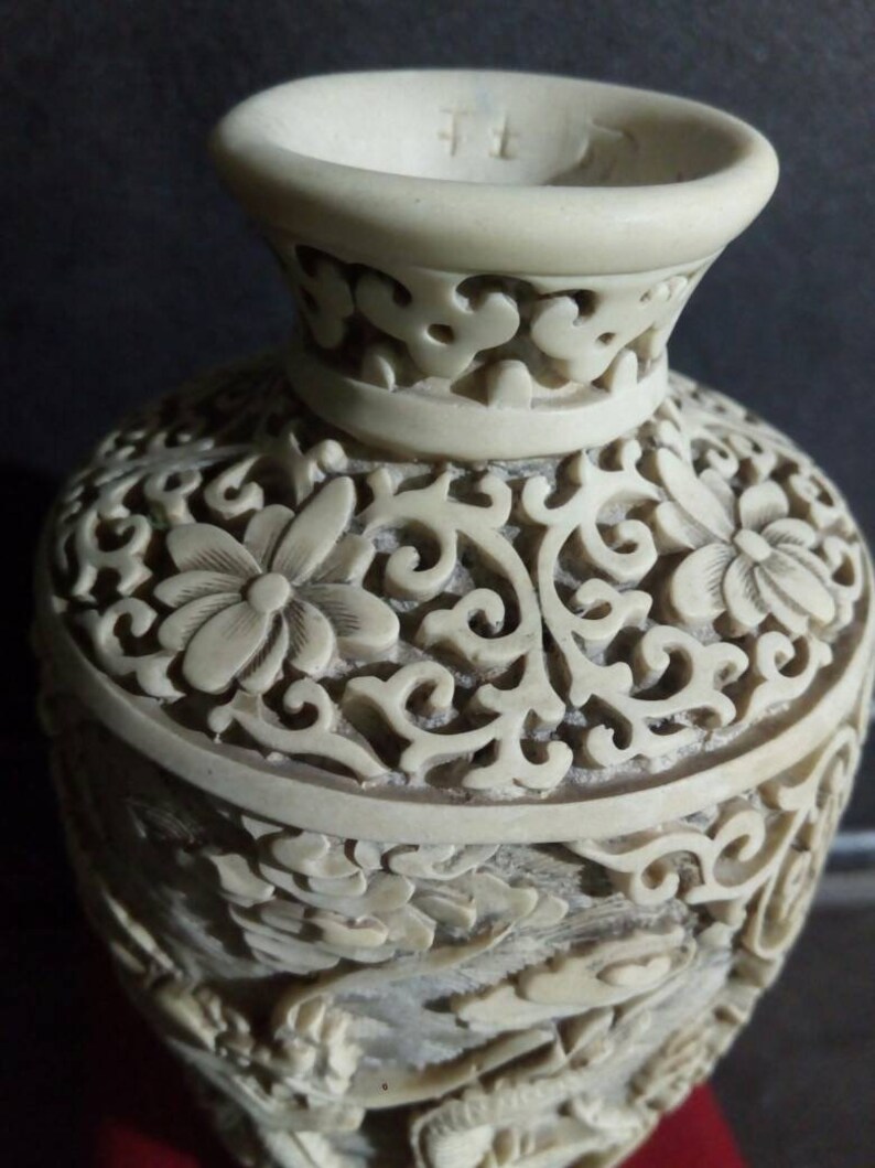 IVORY RESIN NORLEANS Carved Vase Quality Hand Made in Italy Etsy