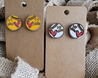 BASEBALL und SOFTBALL STUD Ohrringe + Personalisierte Ohrringe + Baseball Mom Geschenk + Spieltag Outfit