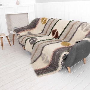 Wool area rug Scandinavian Wool throw Blanket Queen Wool Blanket King Woven Blanket Gift For Mom Natural organic throw 100% wool blanket rug