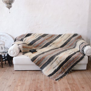 Striped wool blanket Queen size bedspread California king blanket Home rugs Pure natural organic underlay Swedish wool blanket Scadinavian