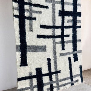 Stylish decorative black and white blanket, Striped Queen bedspread king bedroom living bedding blanket, Mid century blanket twin
