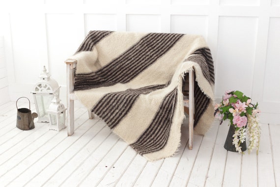 Outdoor Striped Throw Blanket White Black Wool Blanket Queen Size Winter Throw Large Mid Century Bulky Pendleton Thick Warm Wool Indoor Twin Etsy