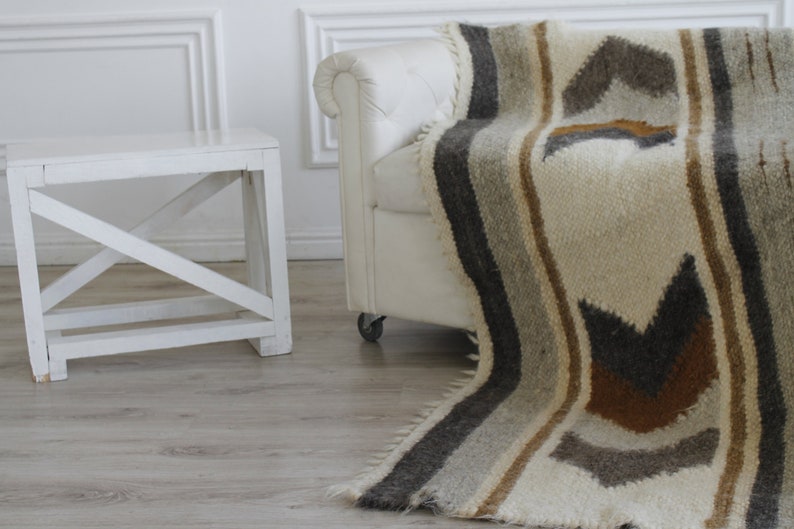 Swedish wool blanket
wool blanket Queen size bedspread
California king blanket
Natural organic underlay
Scadinavian wool blanket
Blanket thick Fluffy Wool Throw Warm
Woven Plaid
Mid century blanket handmade