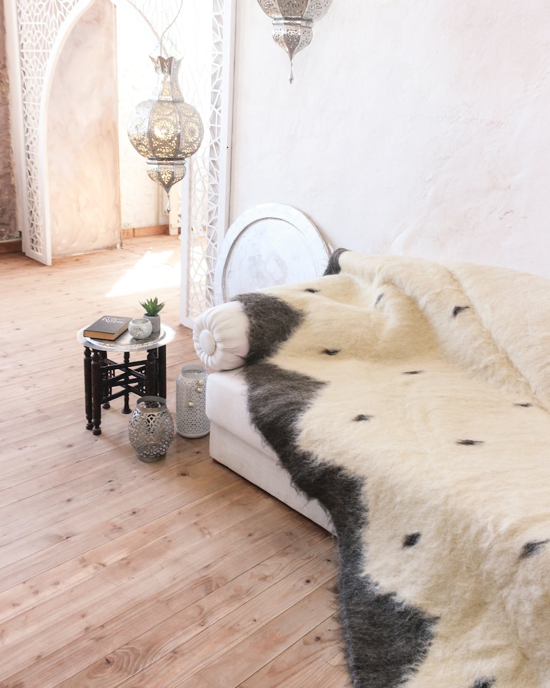 Lanavitta Wolldecke 'Legenda' - 100% Mongolische Wolle, 150x200cm, Kuschelig Weich