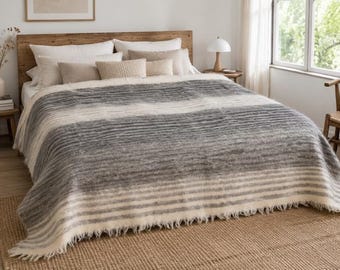 Throw Blanket Grey Heavy Queen Size Natural 100% Wool Plaid Cozy Warm Homespun woven rug Wool blanket striped wool blanket king size