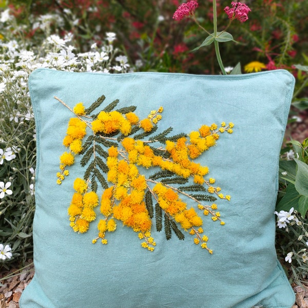 Coussin mimosa