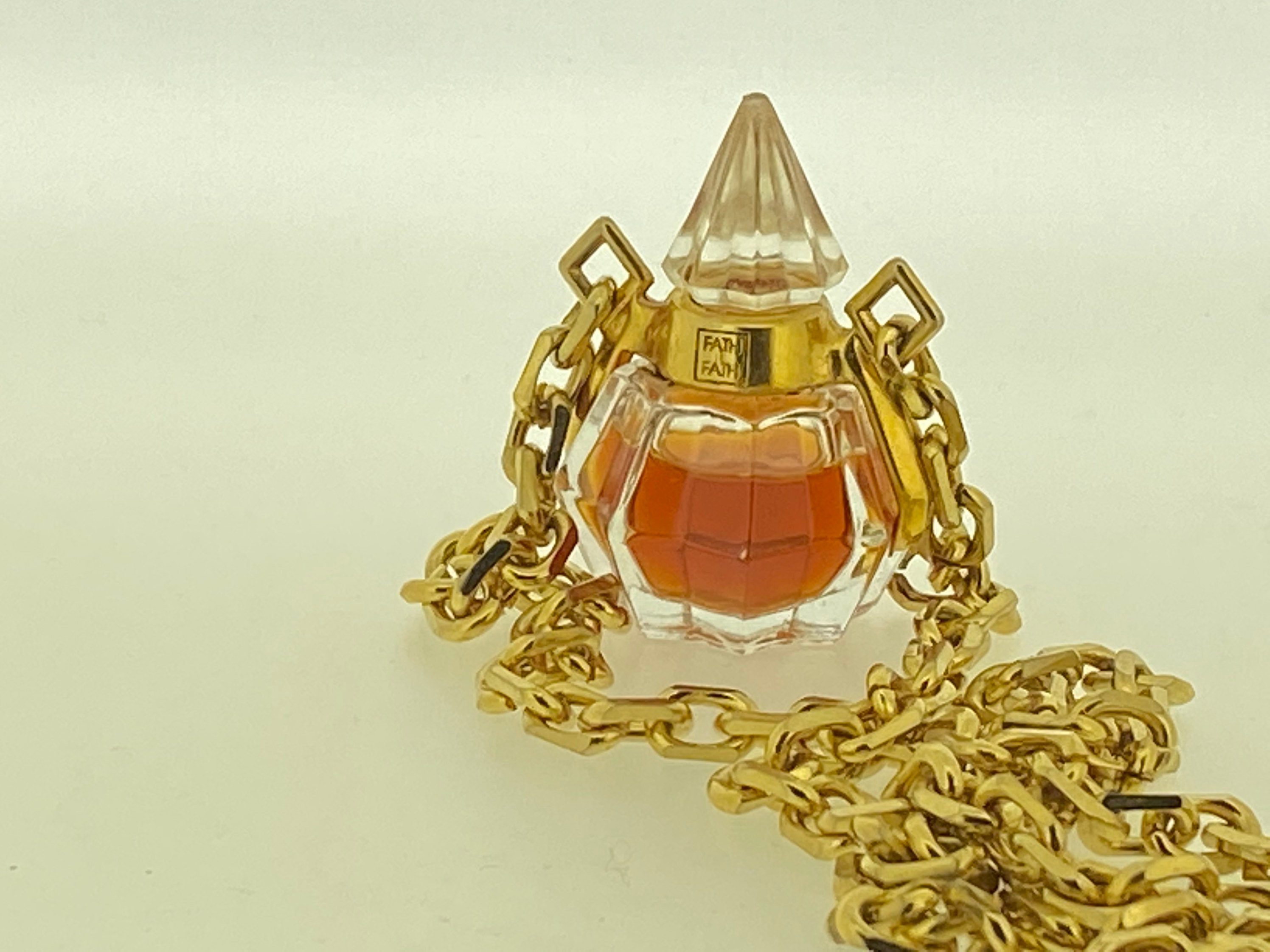 ファス デ ファス ビジュー ドゥ パルファム ジャック ファス 1953 Fath De Fath Bijou De Parfum Jacques Fath 1953 PARVUM EXTRAIT