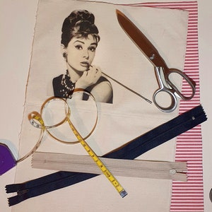 Audrey Hepburn,Toiletry Bag,Makeup Bag,Makeup Organizer,Feminism,Cosmetic Bag,Toilet Bag,Makeup Bag,Female Power, image 9