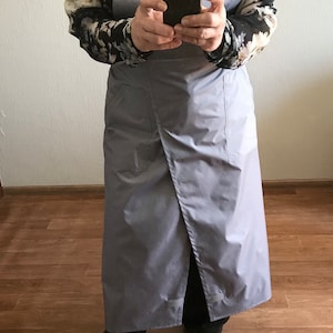 Long split-leg apron/ Potter's  apron/ Working apron with pockets/ Gray apron/ Breathable waterproof fabric/ Artist's, workshop apron