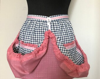Blue plaid apron with pink trim / Harvest apron/ Gathering apron / Ruffled apron/ Half apron