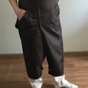 Lange Arbeitsschürze mit Taschen / Braune Beinschürze / Atmungsaktiver wasserdichter Stoff / Vorderschürze geteilt / Töpfer-, Künstler-, Werkstattschürze
