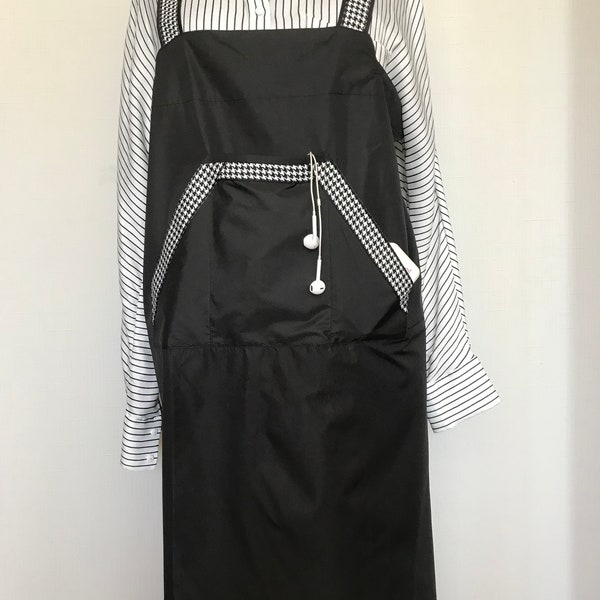 Black potter's apron / Japanese apron / Breathable waterproof fabric/ Split leg apron